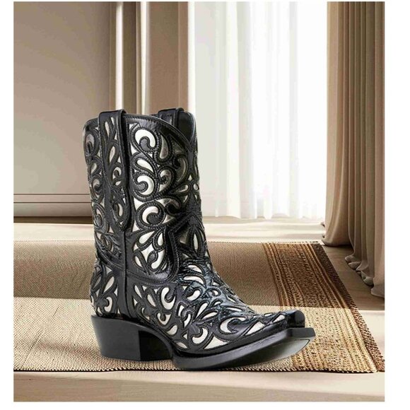 Ariat Womens Snip Toe Stunning Black Booties